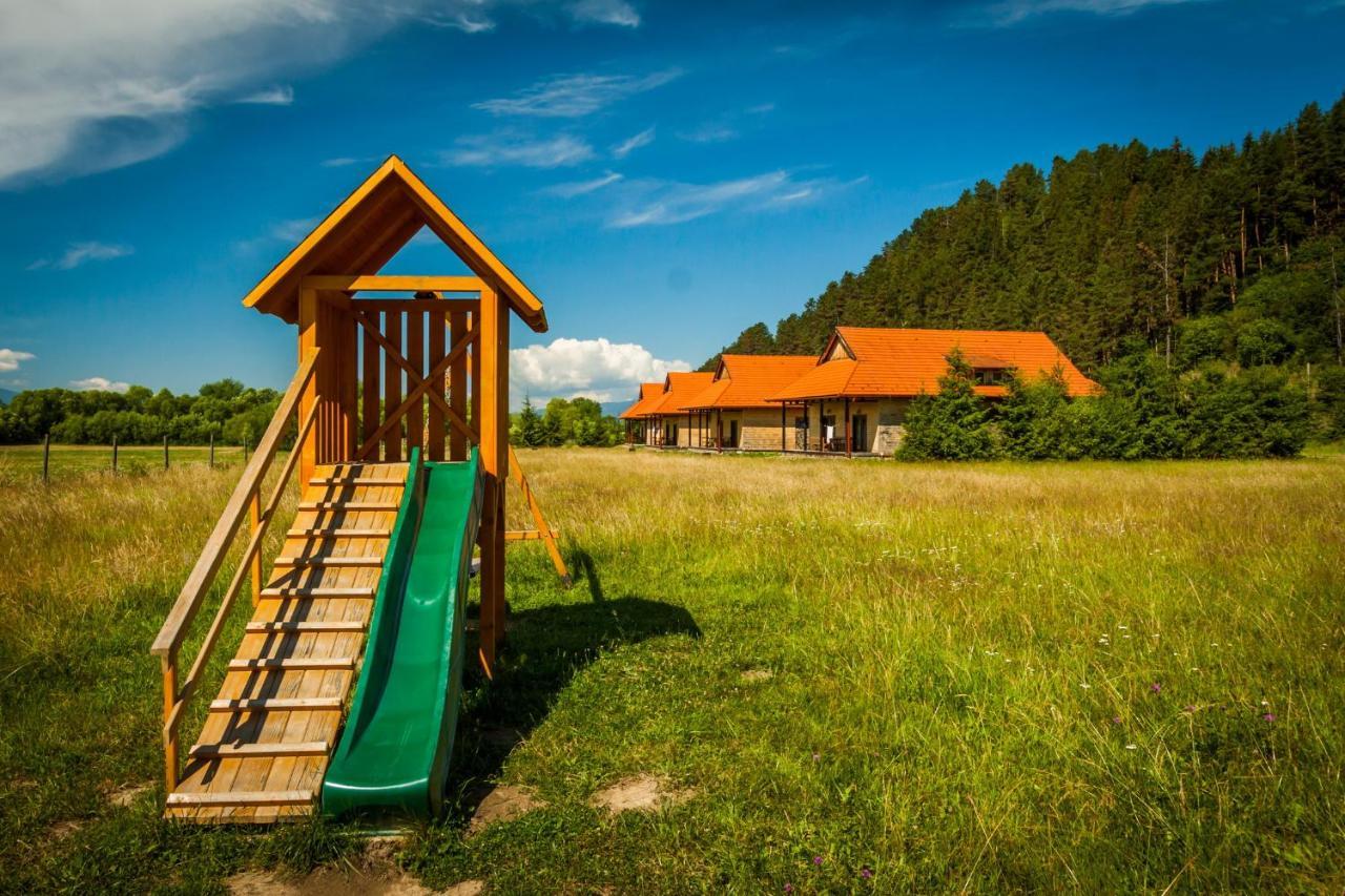 Pensiunea Sapte Flori Gheorgheni  Buitenkant foto