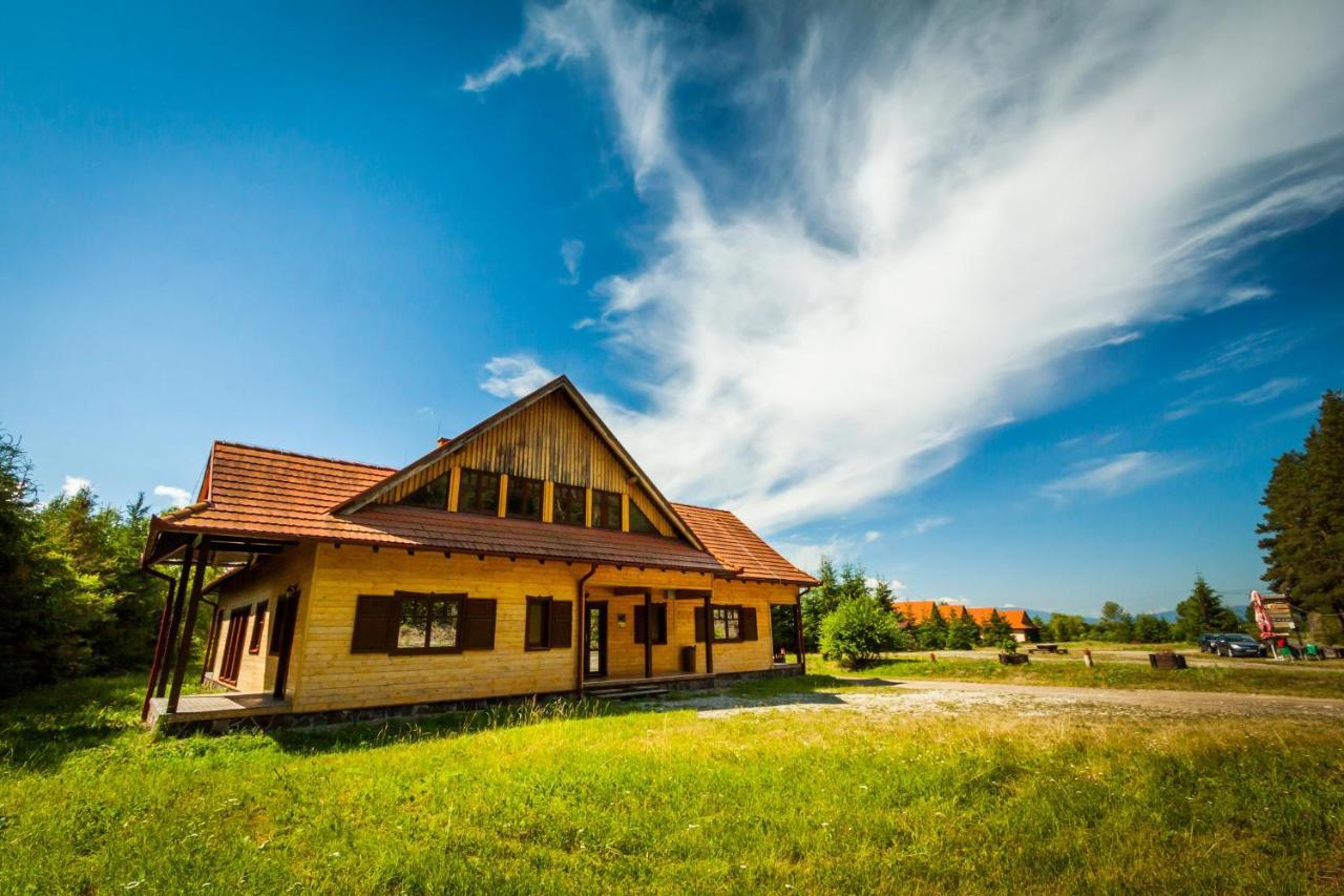 Pensiunea Sapte Flori Gheorgheni  Buitenkant foto